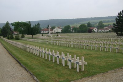French Graves Verdun Resz.jpg